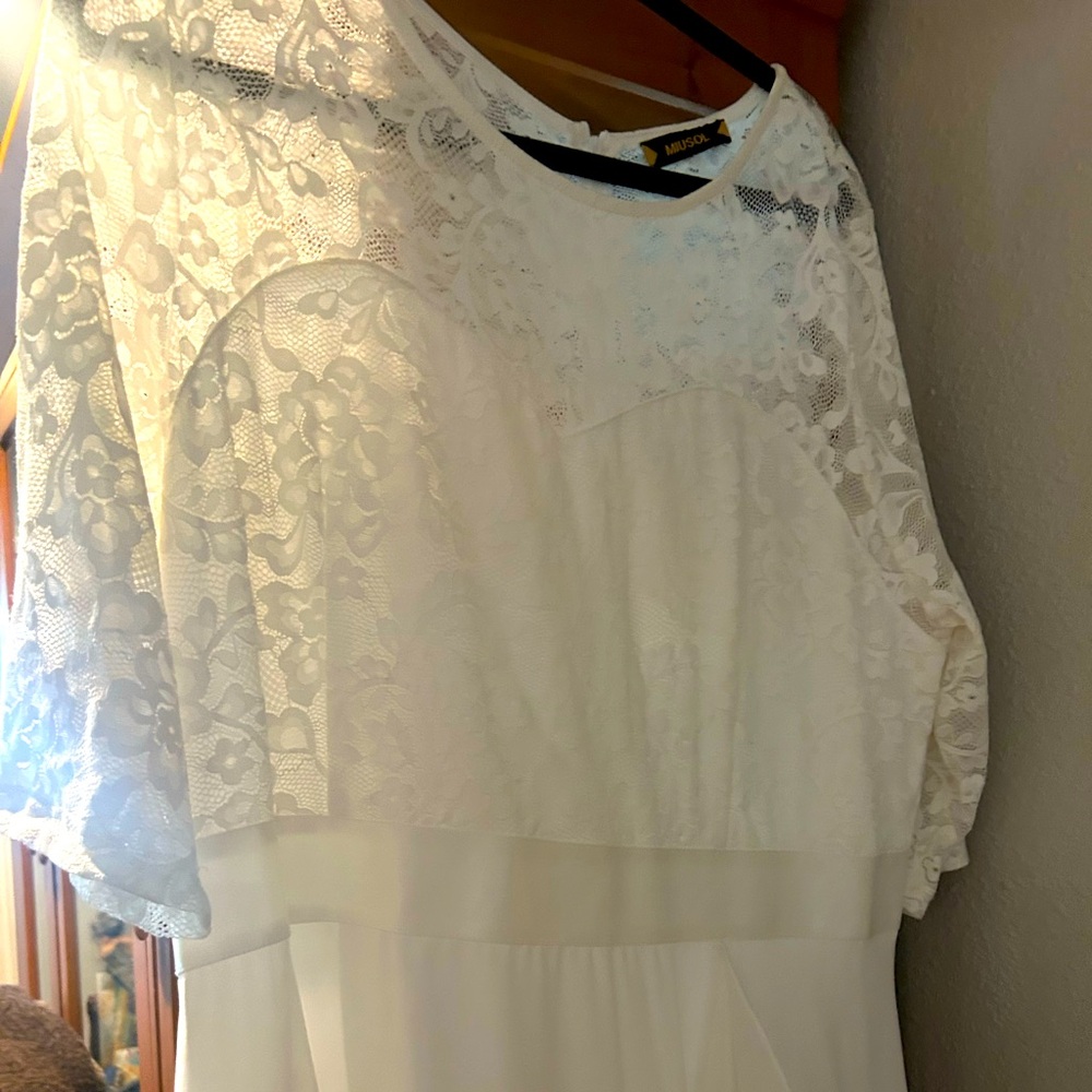 Floor length White dress Prom/Special Occasion
